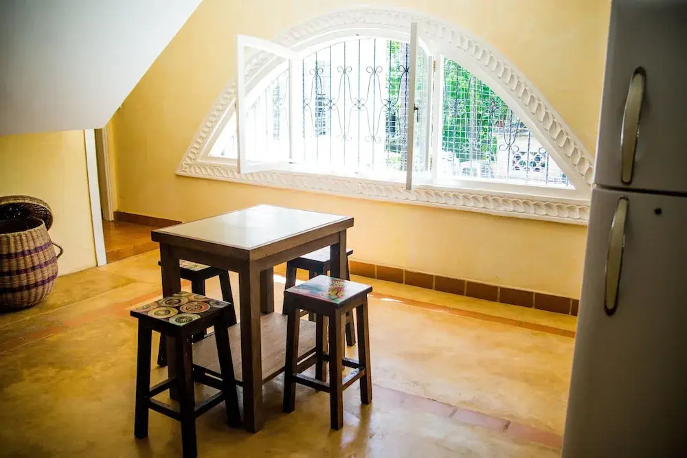 Footprints House