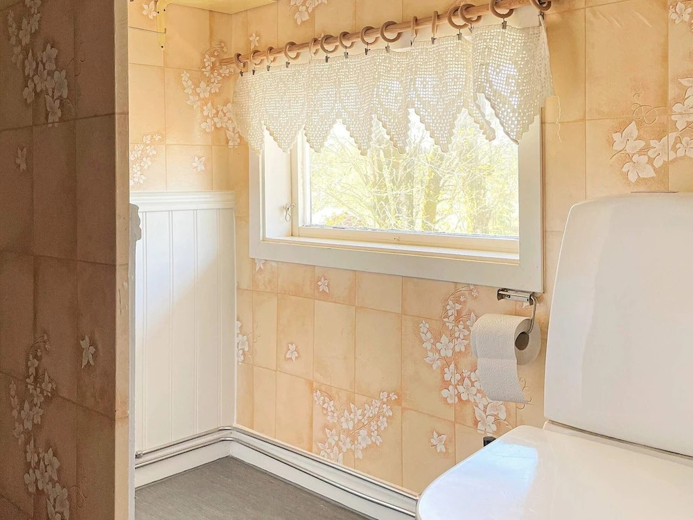 6 Person Holiday Home in Bollebygd