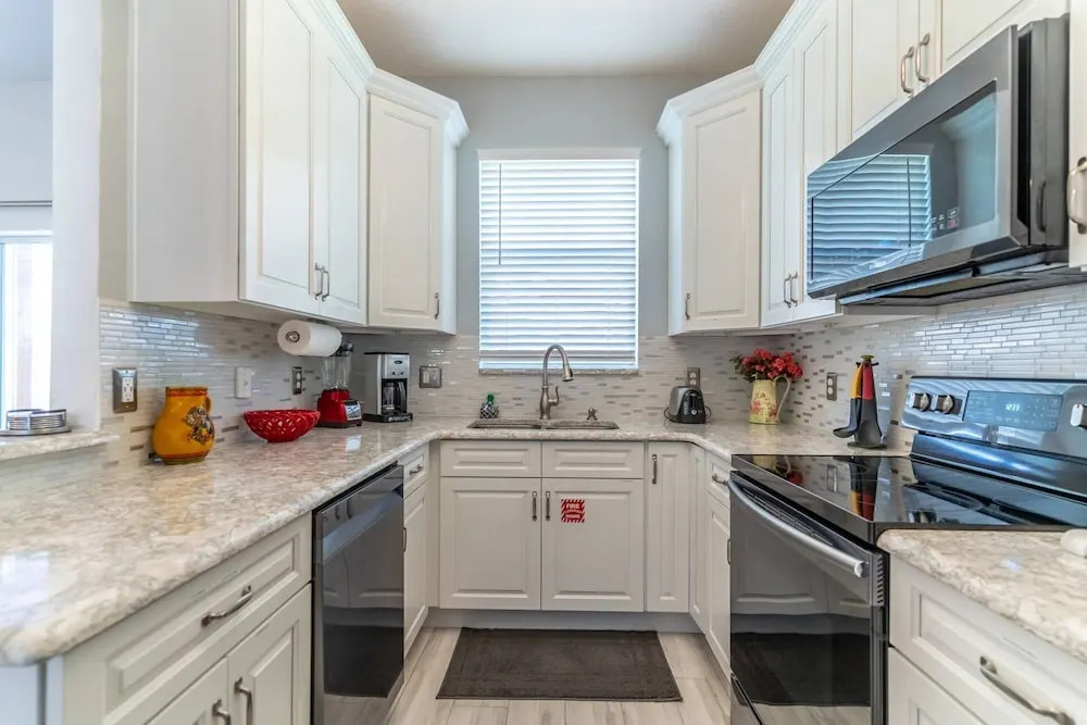 528 Regal Palms