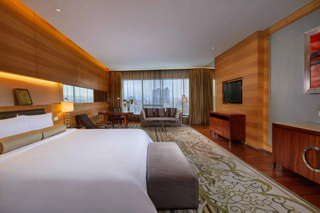 HJ International Hotel