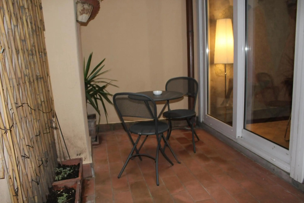 Interno 1