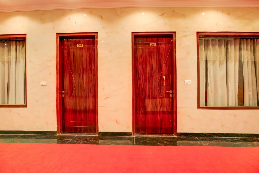 Super Deluxe Roomchandigarh Near Pec-pgi-pu