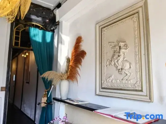 The Manci Jiangnan Courtyard Airbnb