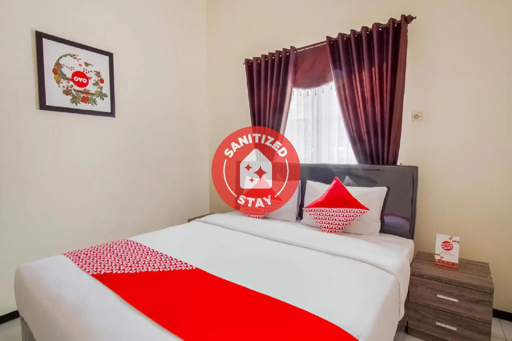RedDoorz Syariah At Namira Hotel