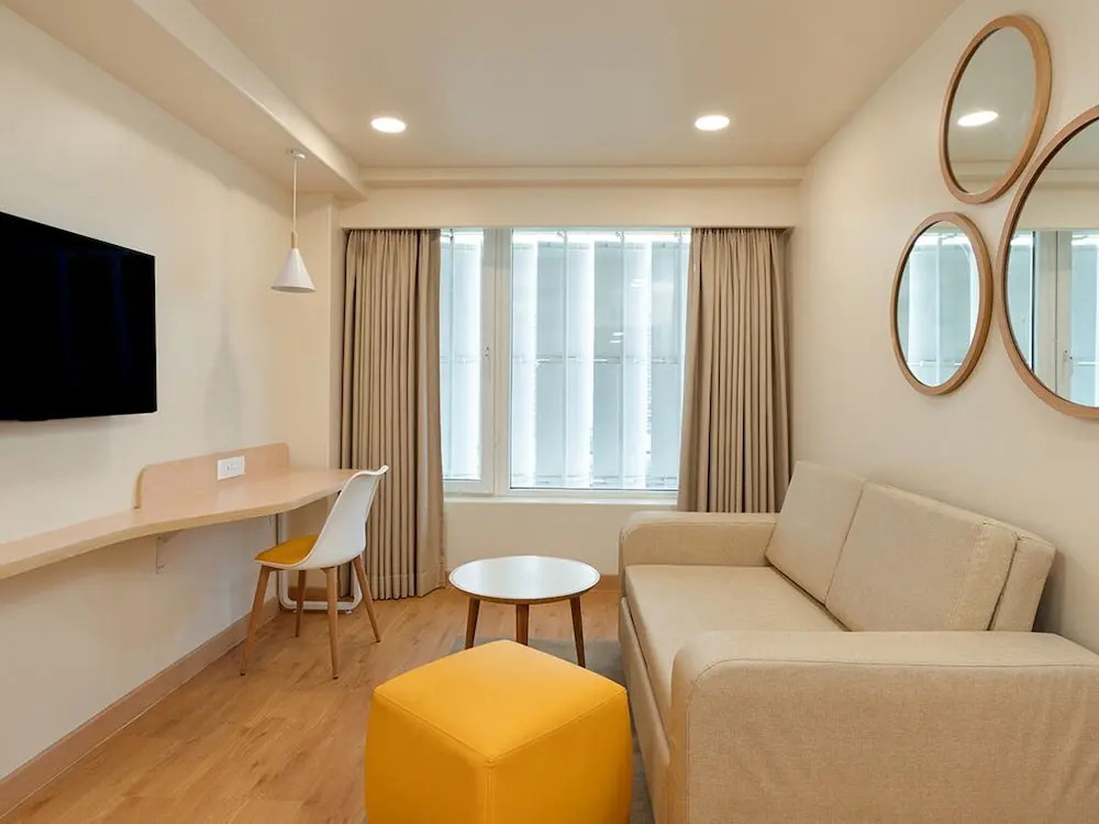 Bloom Hotel - SG Highway
