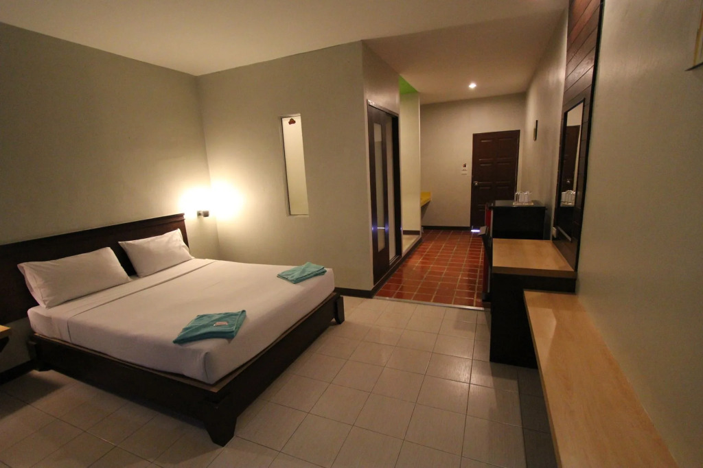 Paradise Resort