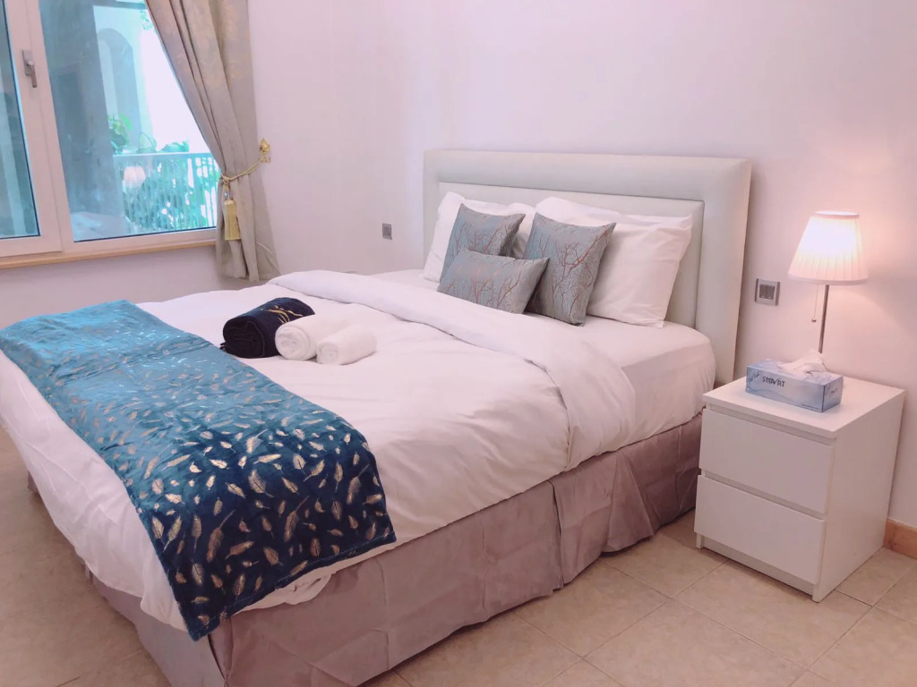 Stunning Beach front 1 bedroom at the palm