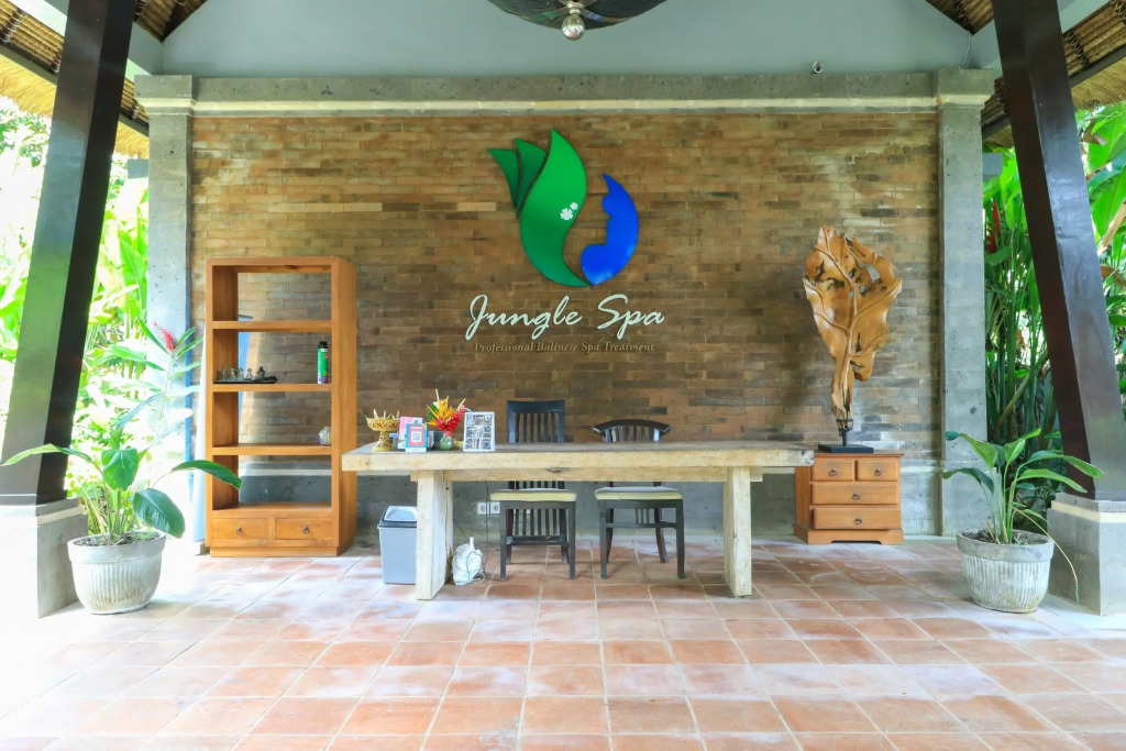 Purnama Hotel