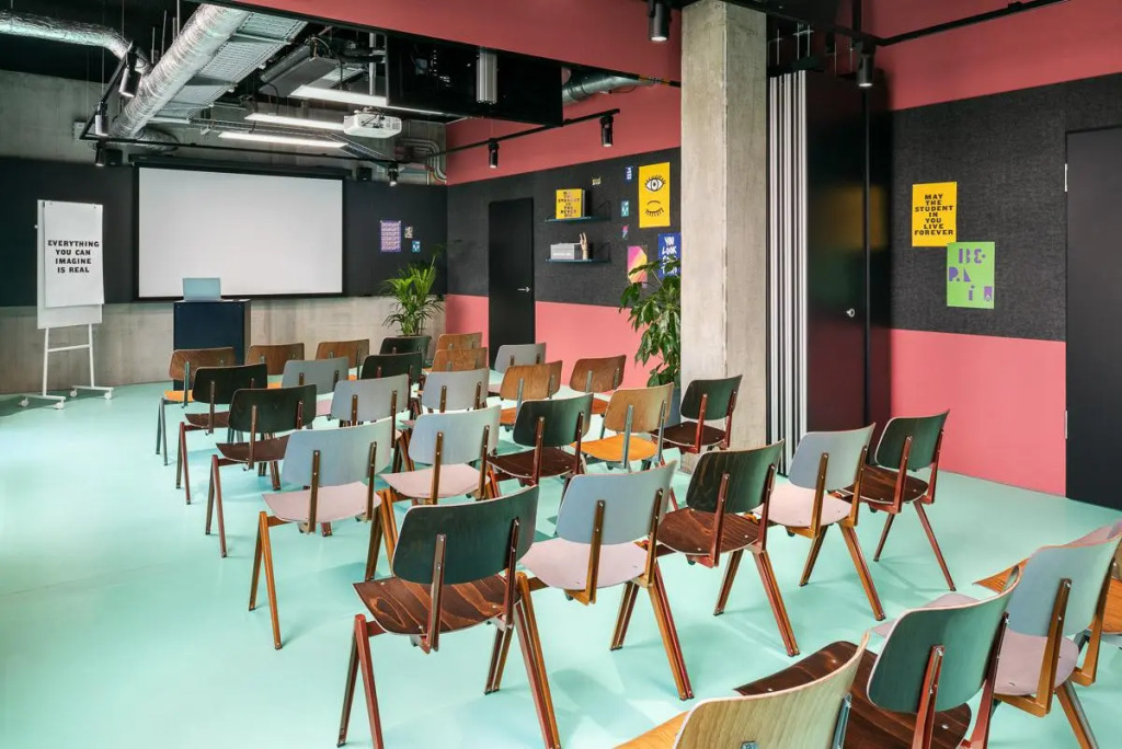 The Social Hub Berlin Alexanderplatz