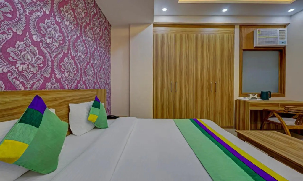 Kashish Residency - Premium Rooms