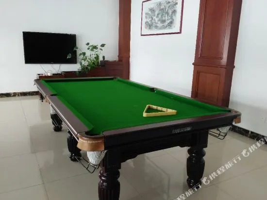 Liuxi River Holiday Hotel Linan(杭州柳溪江假日酒店)