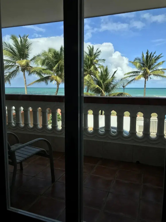 Luquillo Sunrise Beach Inn