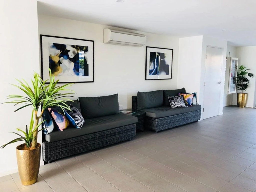 North Shore Oceanside Kawana