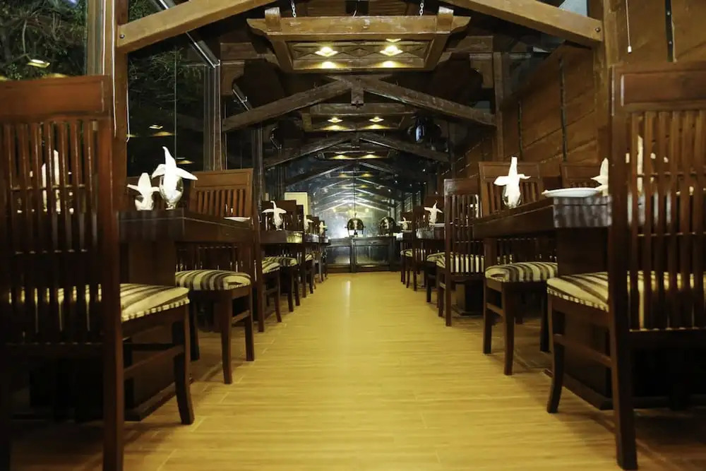 Royal Elegance Hotel