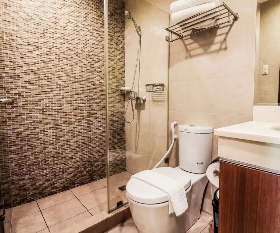 Luxury Condo 904 at The Padgett Place
