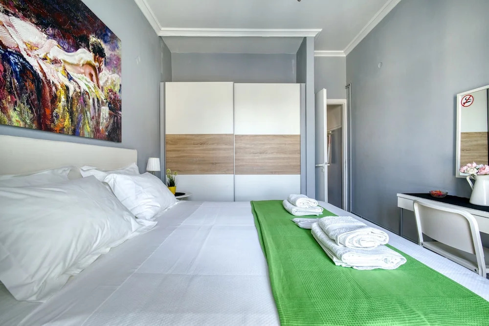 1 Bedroom Superior Apartment