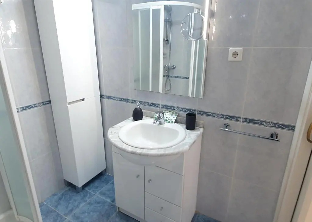 Skol 128 - Great 1-Bedroom Apartment with Sea Views