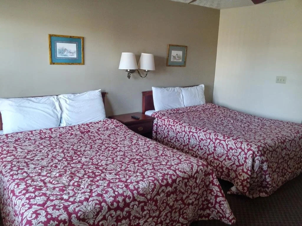 Plantation Motel
