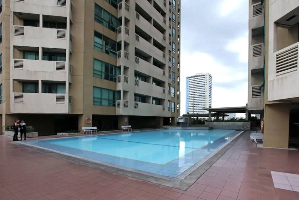 Superior Apartment Robinsons Place Rpr 10