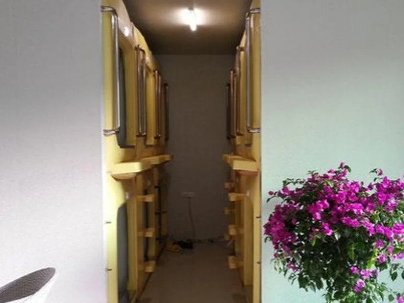 Guiyang Capsule International Youth Hostel