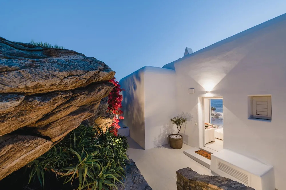 Seawest Villa