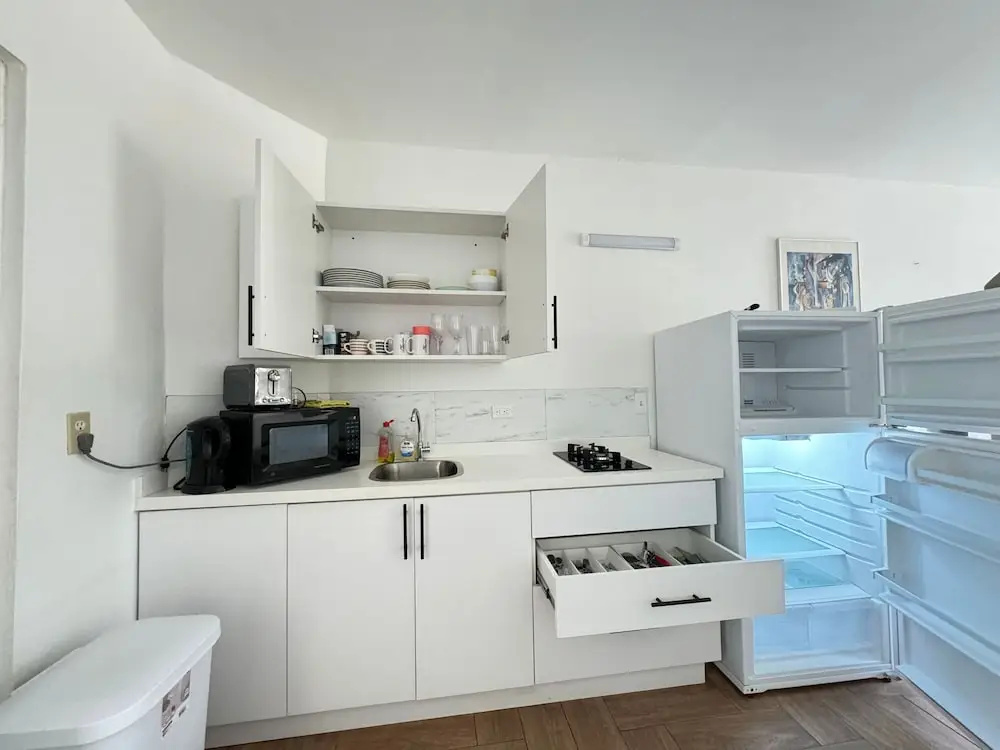 Casalina Garden 2 blocks to Palm Beach & Kitesurfing school