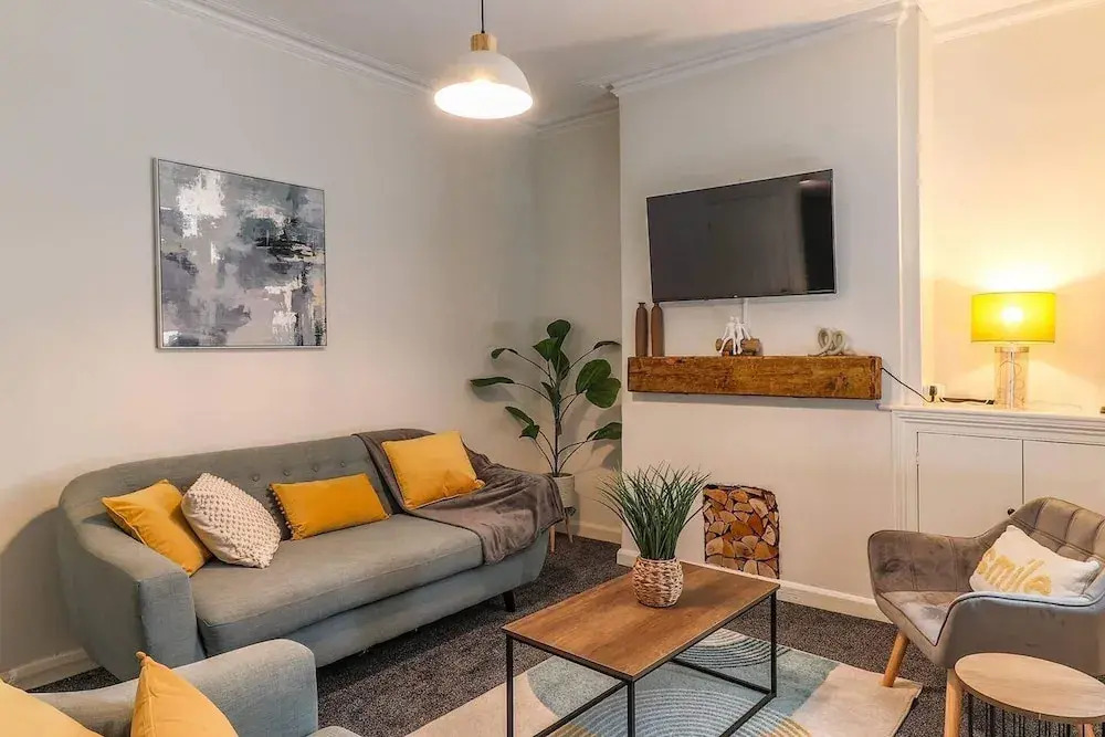 Cardiff Gem on Topaz Street - 4 Bedroom House
