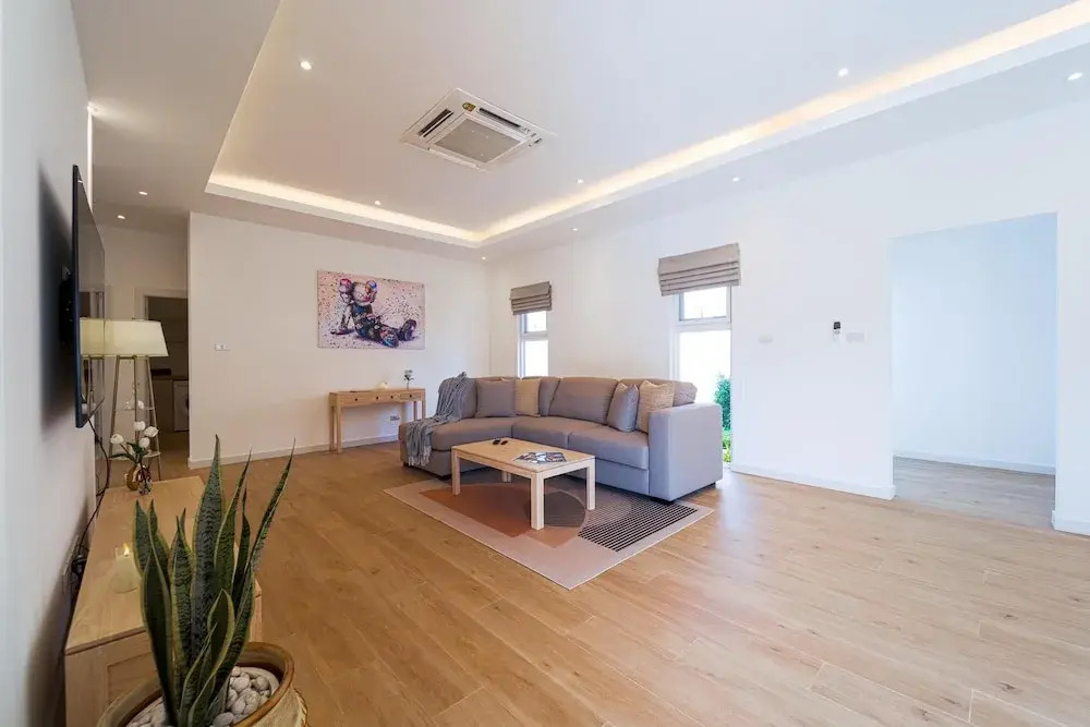 New Modern 3 Bedroom Pool Villa - MB3