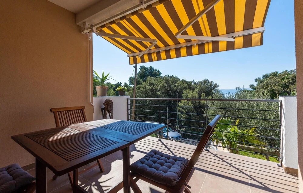 Beautiful Home In Marusici Omis With Wifi