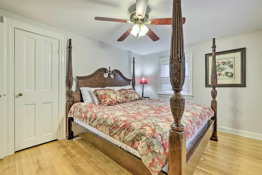 Charming Hamden Home: 2 Mi to Yale University