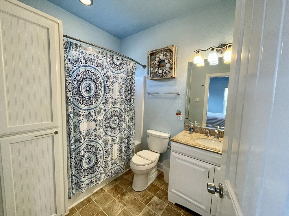 Hooked On A Feeling 3 Bedroom Home by RedAwning