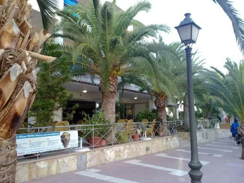 Hostal Leo dOr