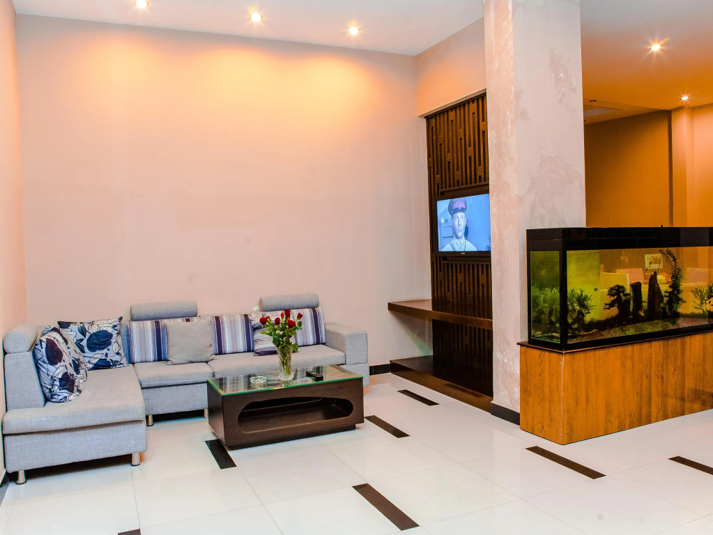 Cosmos Hotel Nha Trang by HT