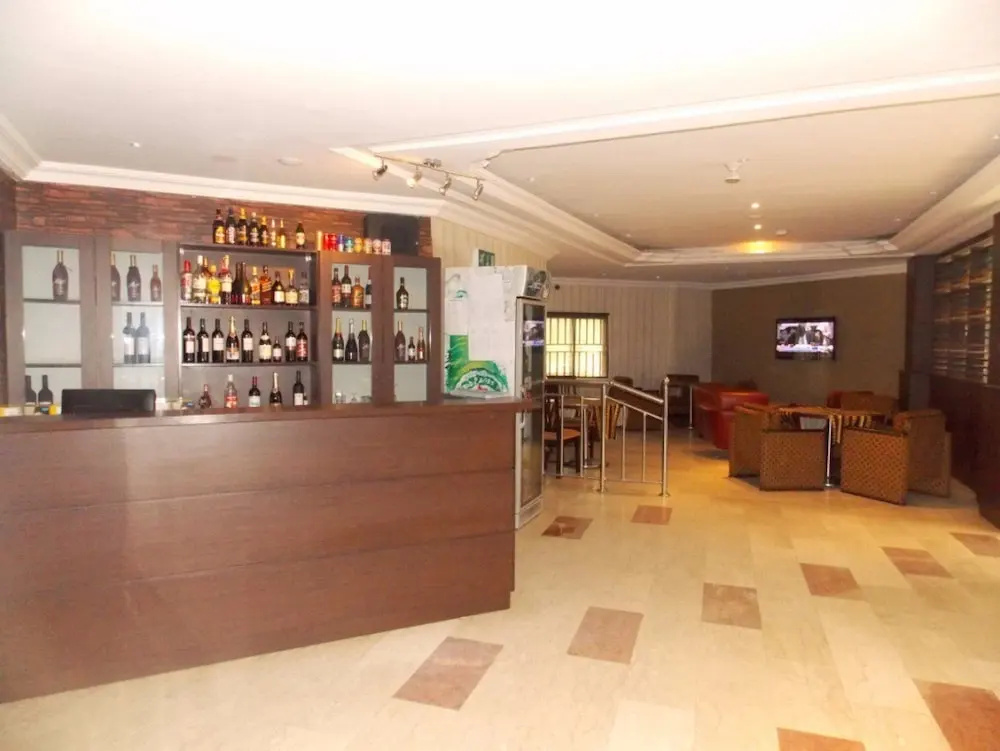 Thornberry Savannah Suite Hotel