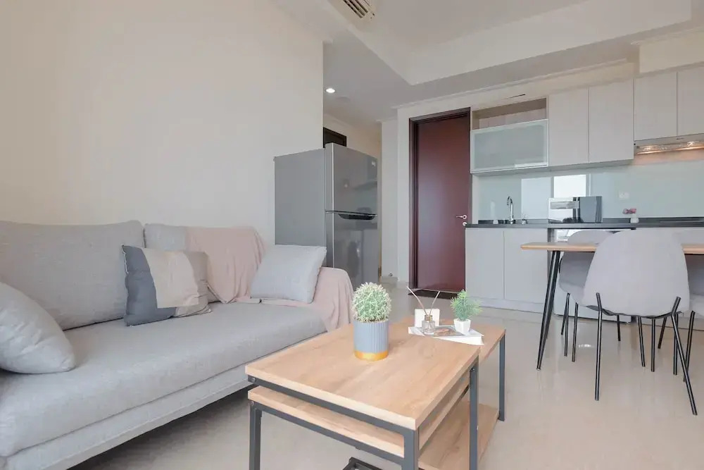 Solace 2Br Near Cikini Station At Menteng Park Apartment