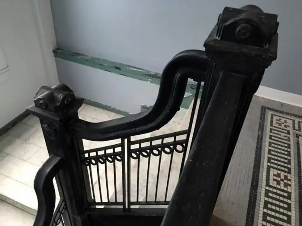 Downtown 2BR Apt in Historic Building