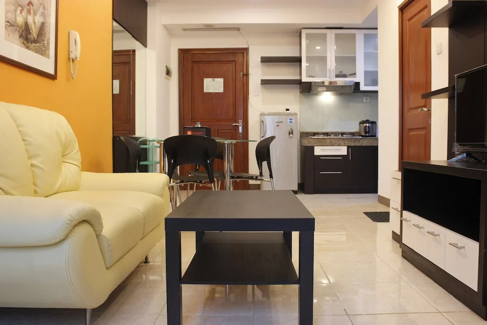 Strategic 2BR @ Galeri Ciumbuleuit 1 Apartment