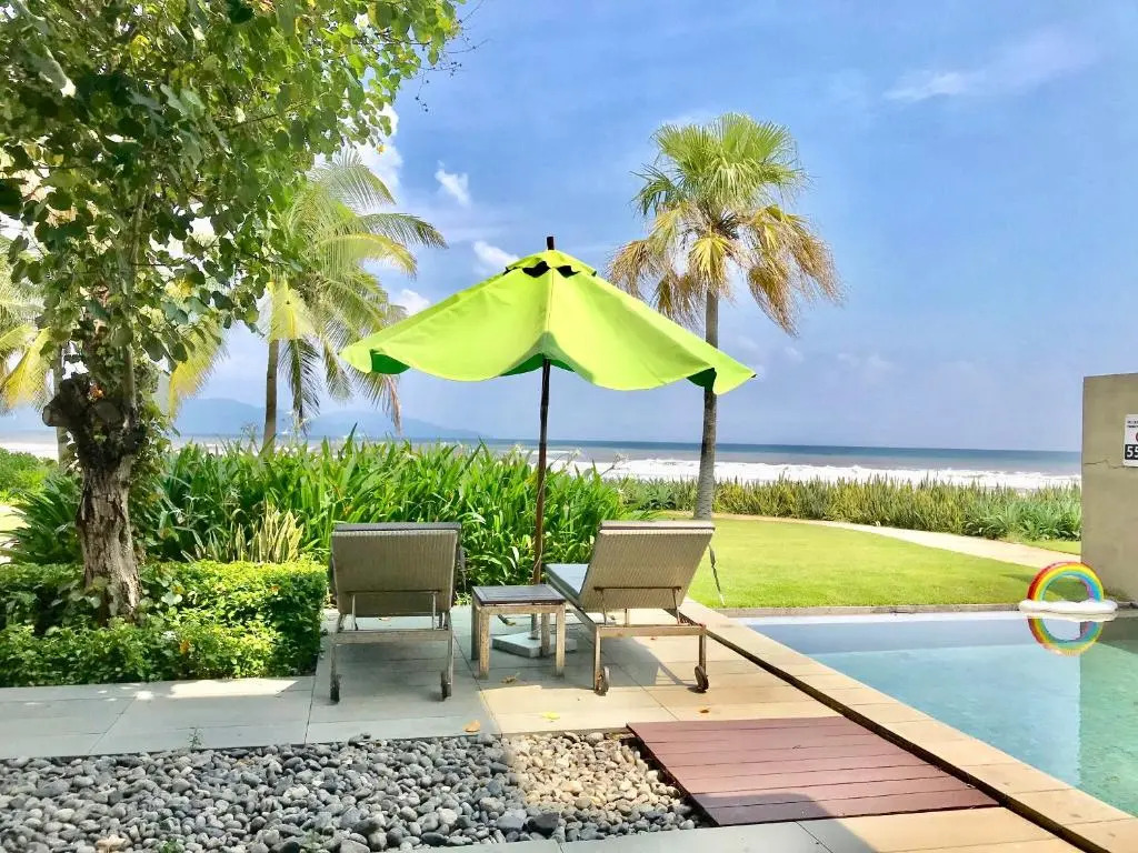 Beachfront villa 3bedrooms romantic for honeymoon