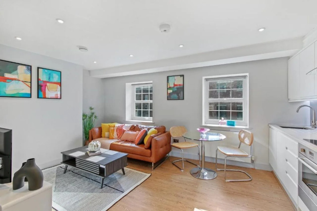 Cleveland Street by Aeria Apartments