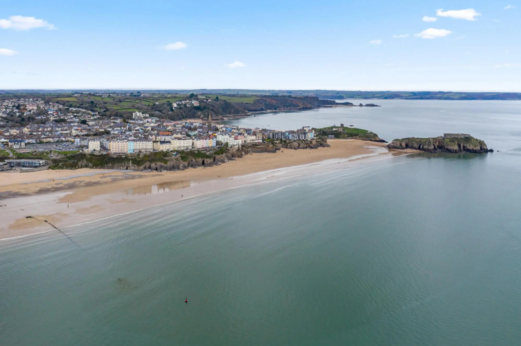3 South Beach Court - Cosy Seafront Apartment