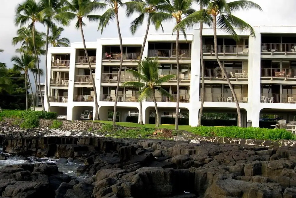 Kona Bali Kai 223 - Oceanfront 2 Bedroom Condo by RedAwning
