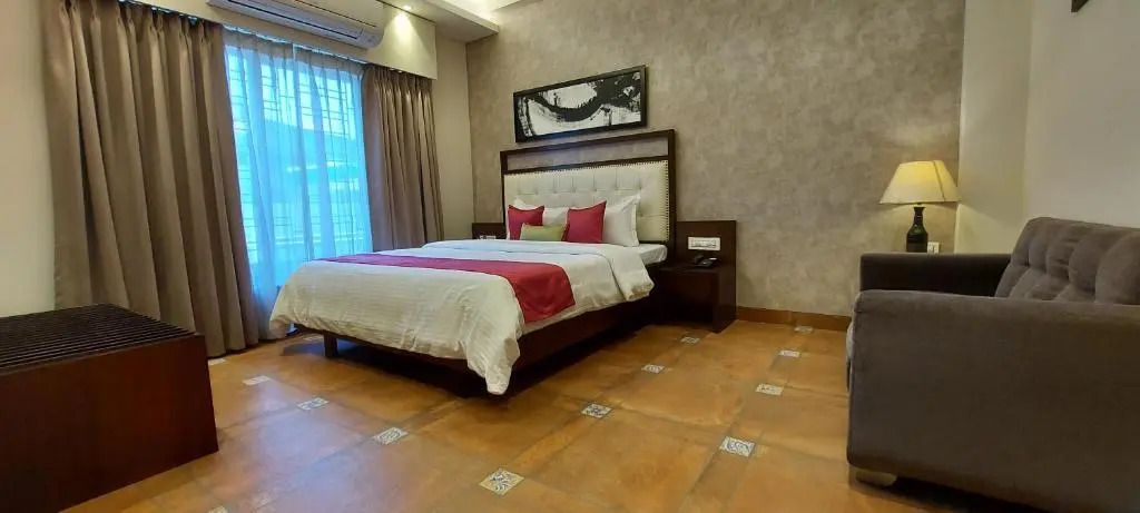 The Palm Aryan - a Boutique Hotel
