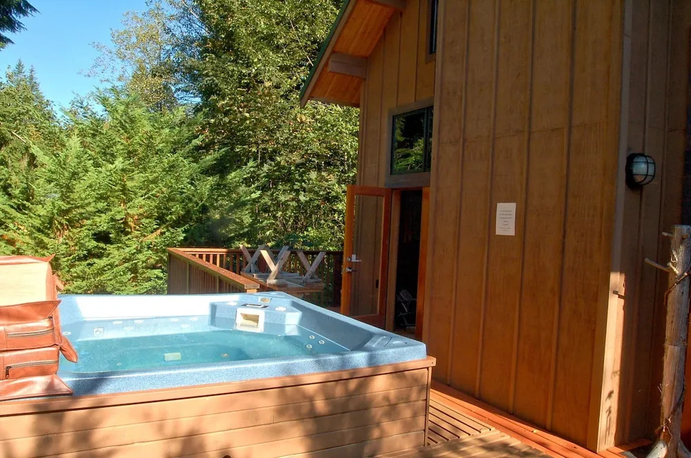 Mt Baker Rim Cabin 44 - A Cozy Rustic Cabin With Modern Charm