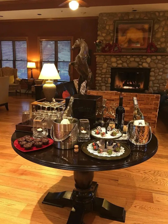 Bradley Boulder Inn