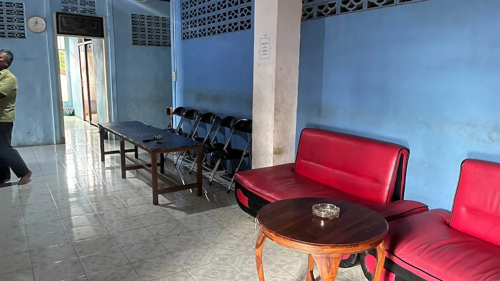 Hotel O Wisma Alam Syariah Near PLN GARDU INDUK MAMUJU
