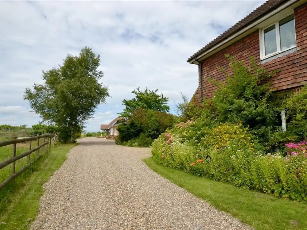 Beautiful, Bright Barn Conversion With Stunning Views of Natural Surroundings, Near Canterbury
