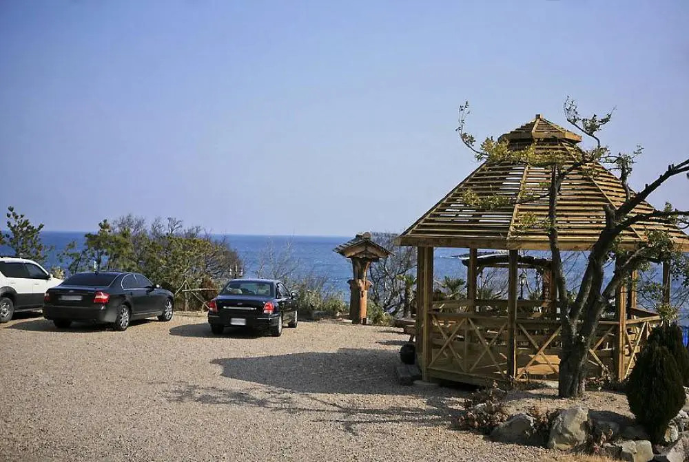 Moon Palace Pension
