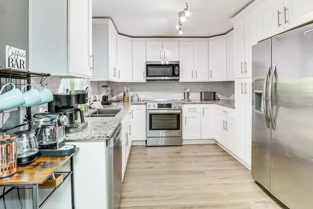 Palm Coast Escape w/ Outdoor Oasis: 6 Mi to Shore!