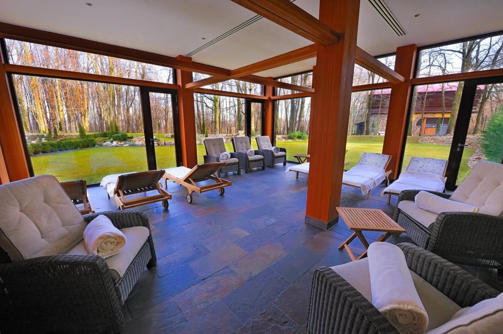 Hotel Zochova Chata