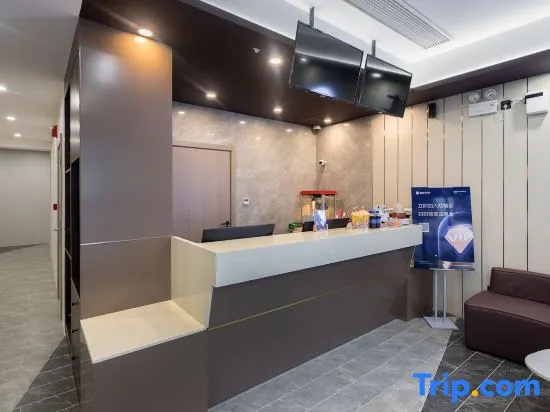 Feiyue Hotel (Shanghai University Jiading North Subway Station)